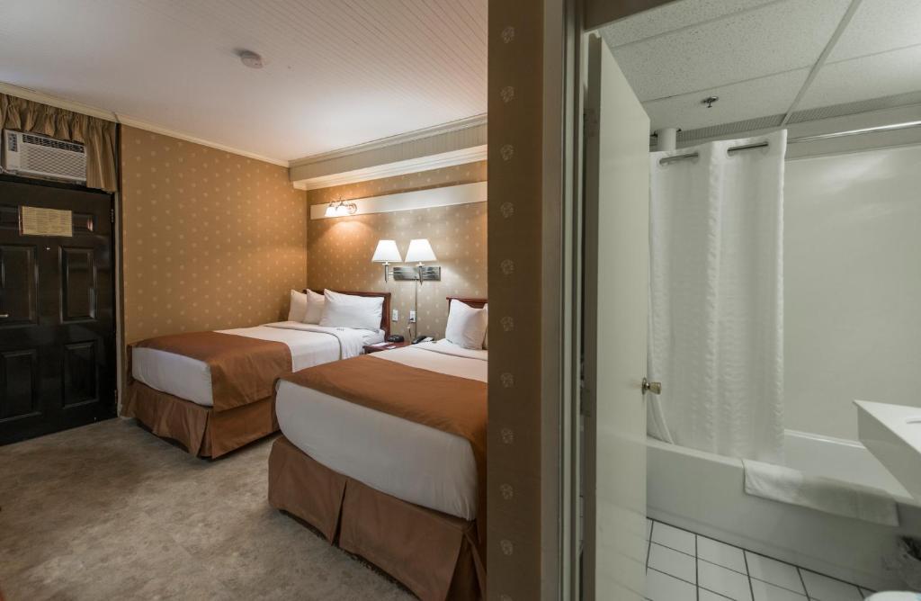 The Guv'Nor Inn St. John's Room photo